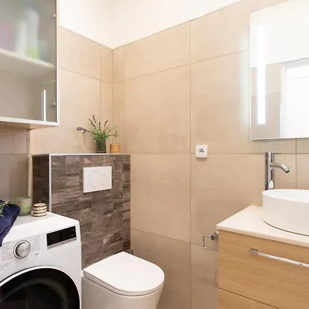 Boutique La Lavande Free Parking 10 Min Walk Apartment *